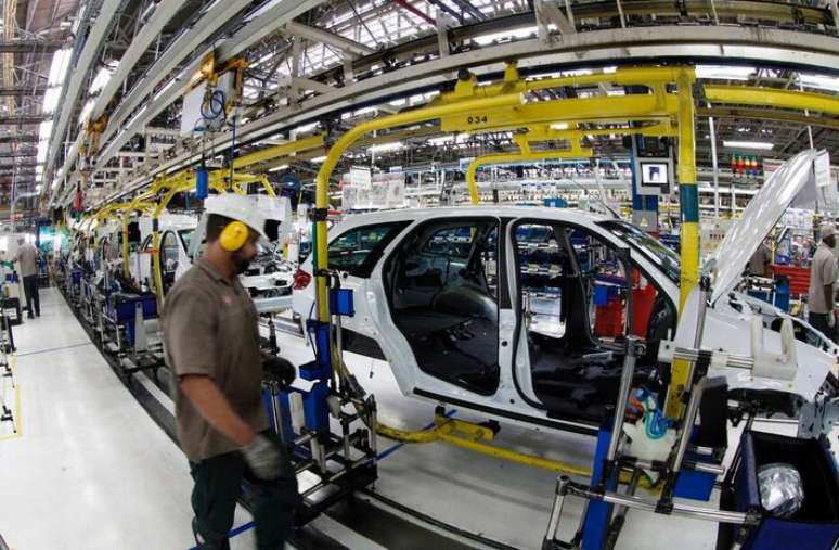 F&aacute;brica da Fiat em Betim (MG); grupo Stellantis busca ajuda de startups para inovar nos neg&oacute;cios