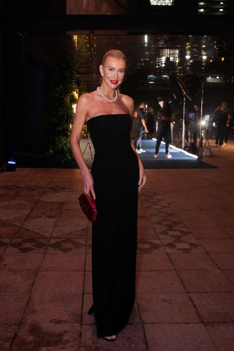 Ana Paula Siebert Justus 