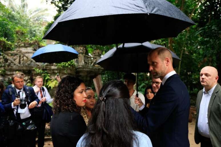 Príncipe visitou Museu Emílio Goeldi, em Belém, e foi um dos principais alvos dos holofotes na Cúpula dos Líderes que antecede a COP-30