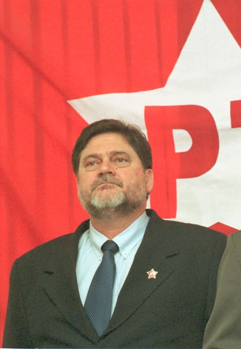 Ex-deputado Paulo Frateschi morreu nesta quinta-feira, 6, após ser esfaqueado pelo filho