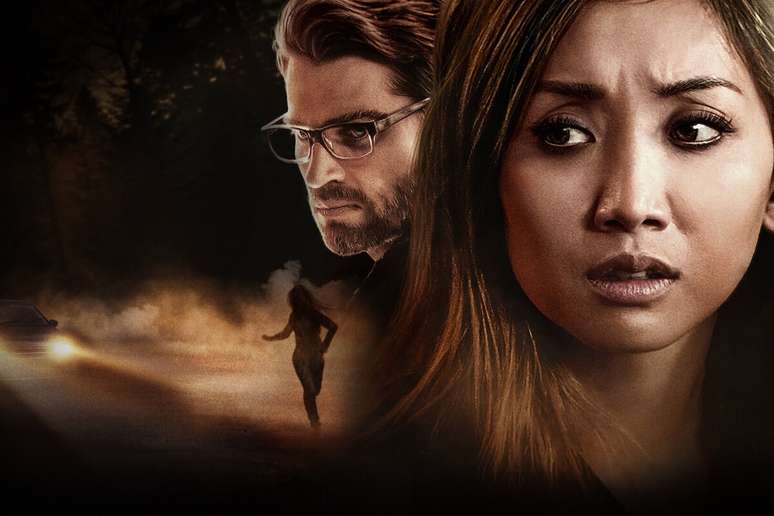 &ldquo;Obsess&atilde;o Secreta&rdquo; acompanha Jennifer, uma mulher em recupera&ccedil;&atilde;o que come&ccedil;a a desconfiar das pessoas mais pr&oacute;ximas. 