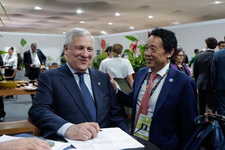 Antonio Tajani com diretor-geral da FAO, Qu Dongyu, em Belém