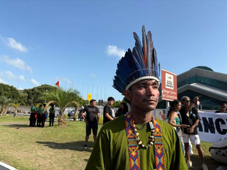 Cúpula de Líderes começa em meio a protesto de indígenas
