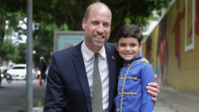 Príncipe William ao lado de 'pequeno príncipe' em Belém (PA)