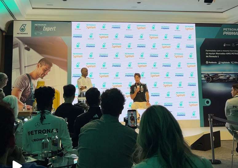 George Russell durante coletiva da Mercedes-AMG Petronas nesta quarta-feira (5), em S&atilde;o Paulo.