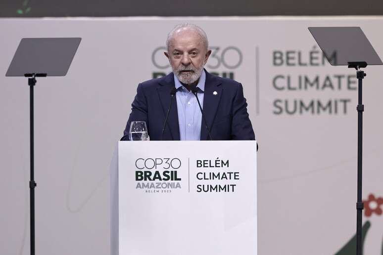 Presidente Lula discursa na Cúpula de Belém