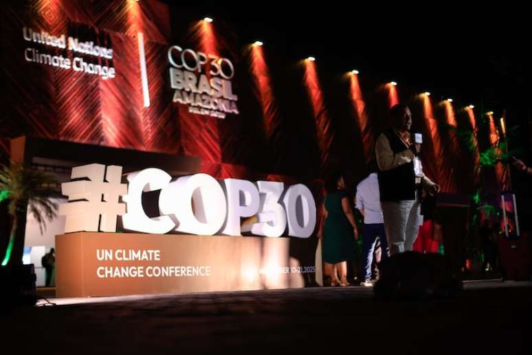 Mais brasileiros esperam COP 'meramente simbólica' do que resultados positivos no evento