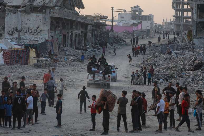 Caminhões com ajuda humanitária não devem entrar em Gaza nesta sexta