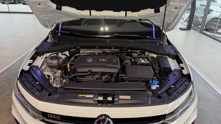 Novo Volkswagen Jetta GLI 2026