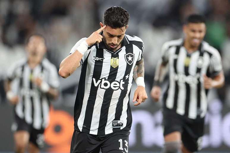 Telles se vingou de Jardim no &uacute;ltimo cl&aacute;ssico &ndash;