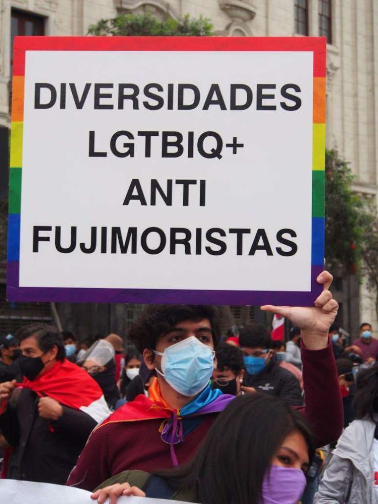 A esquerda caviar &eacute; associada &agrave;s reivindica&ccedil;&otilde;es de diversidade sexual