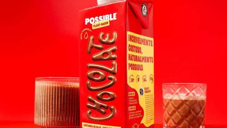 A composição nutricional da bebida é complementada com o enriquecimento de nutrientes essenciais