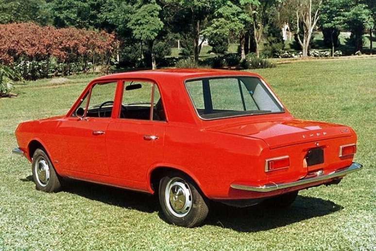 Quando nasceu, modelo tinha quatro portas, tra&ccedil;&atilde;o dianteira e motor 1.3