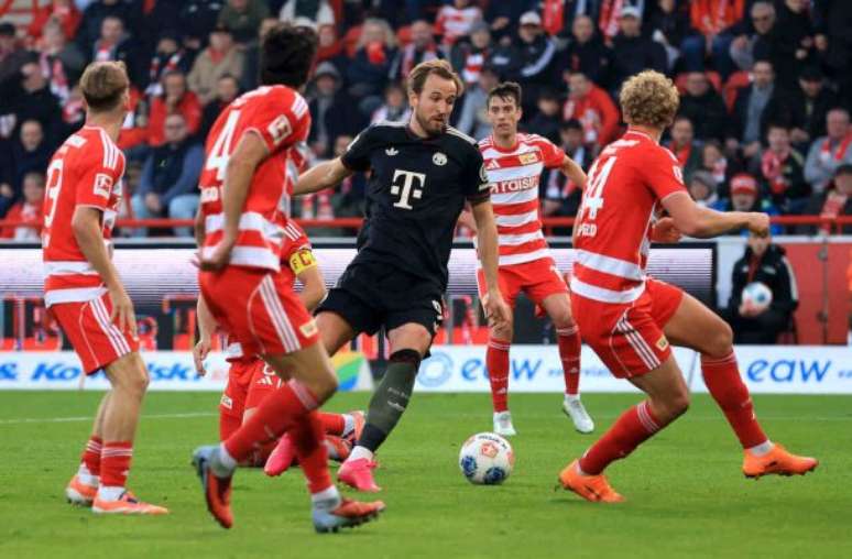 Union Berlin ficou duas vezes na frente do placar, mas cedeu empate –