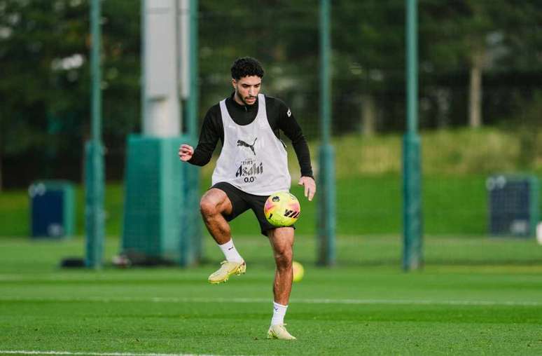 Atividade de prepara&ccedil;&atilde;o do City antes de encarar o Liverpool &ndash;