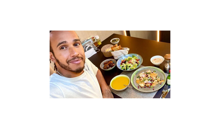 O melhor homus: a receita do prato tradicional árabe preferido de Lewis Hamilton, vegano desde 2017.