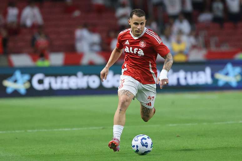 Bruno Gomes foi um dos melhores em campo no 2 a 2 do Inter com o Bahia.