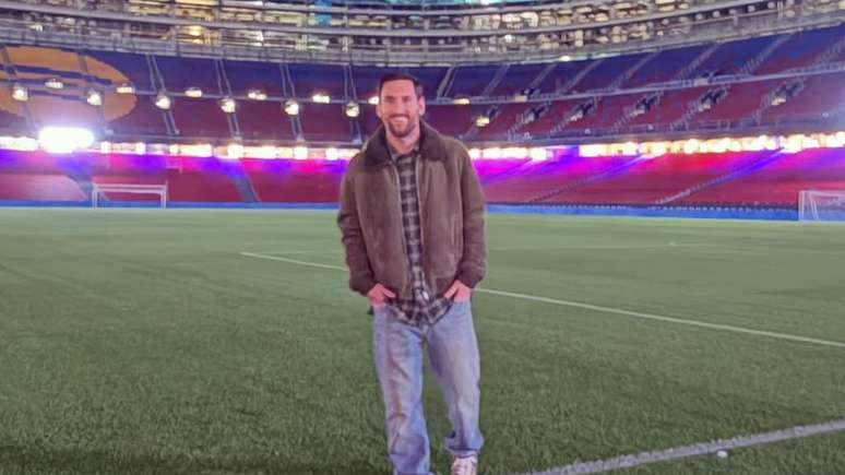 Messi durante visita ao Camp Nou