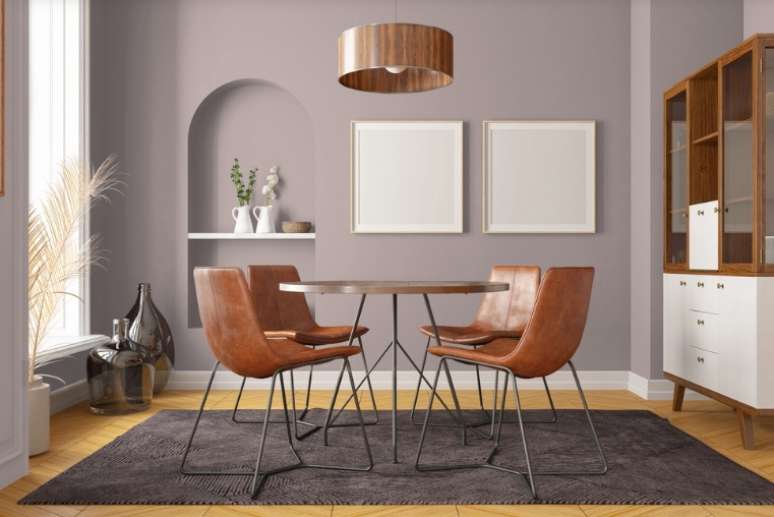 Cor Tempestade &ndash; rosa com o drama da composi&ccedil;&atilde;o mais acinzentada