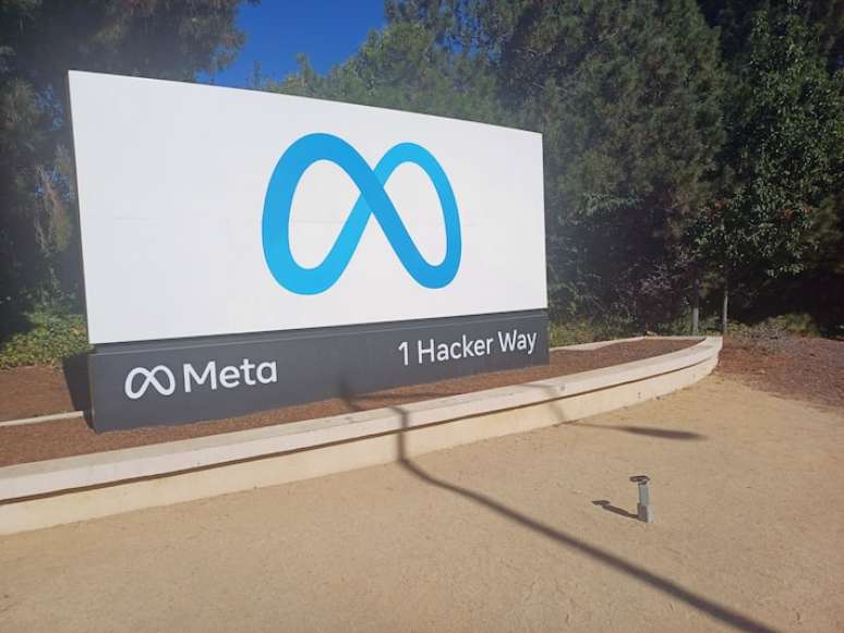 Atualização da política de privacidade entra em vigor em dezembro e amplia coleta de dados para treinar a IA da empresa