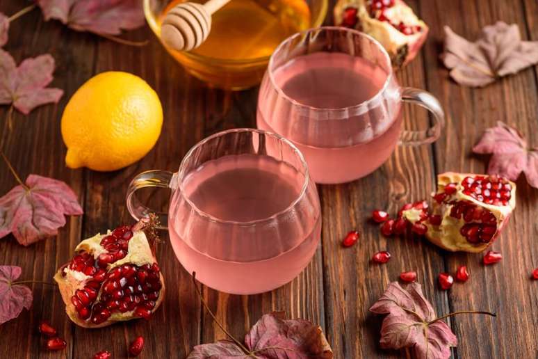 Chá de romã com limão-siciliano