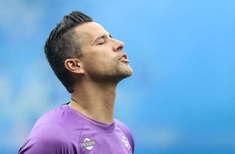 Fábio foi destaque do Fluminense contra o Cruzeiro –