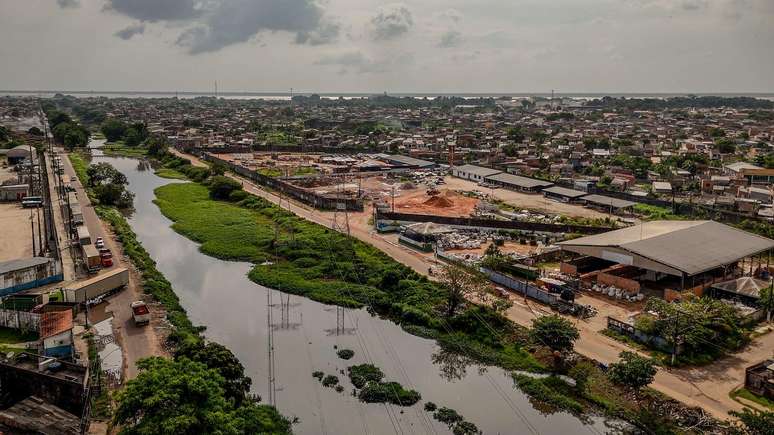 Moradores do Barreiro seguem na expectativa de obras no canal que corta o bairro