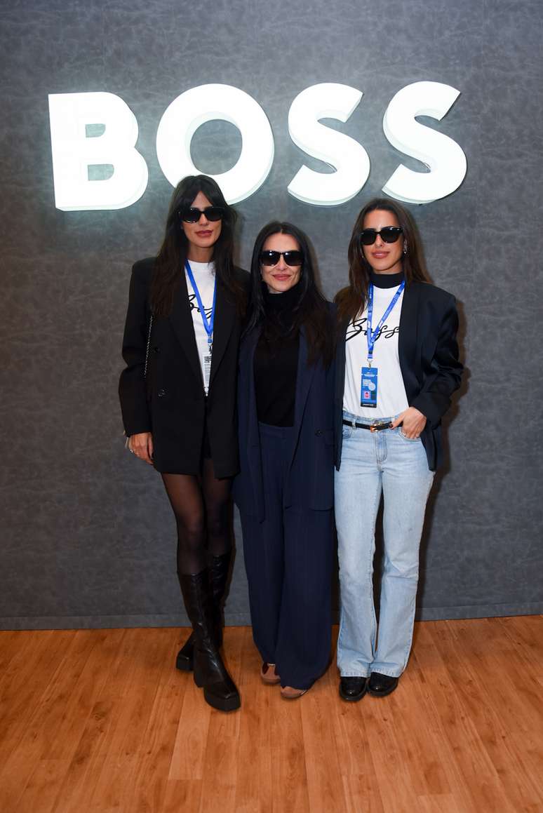 Antt&oacute;nia, Cleo Pires e Ana Morais 