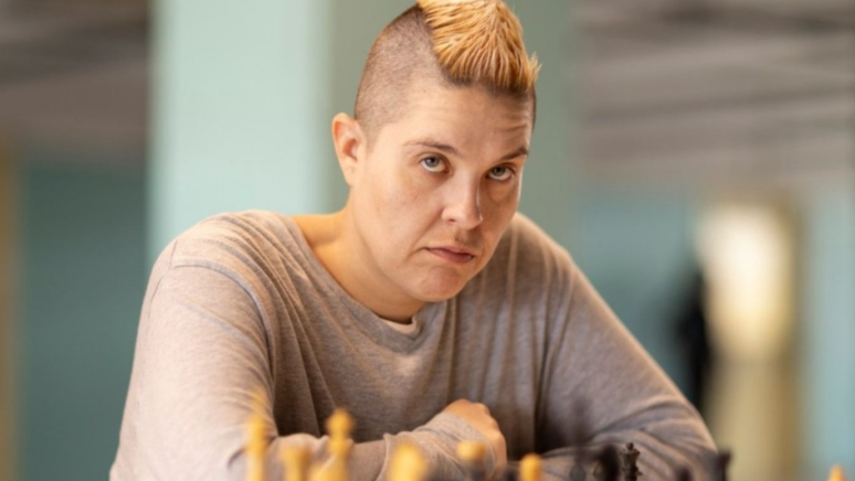 Letícia Rodrigues como Sandrão em Tremembé