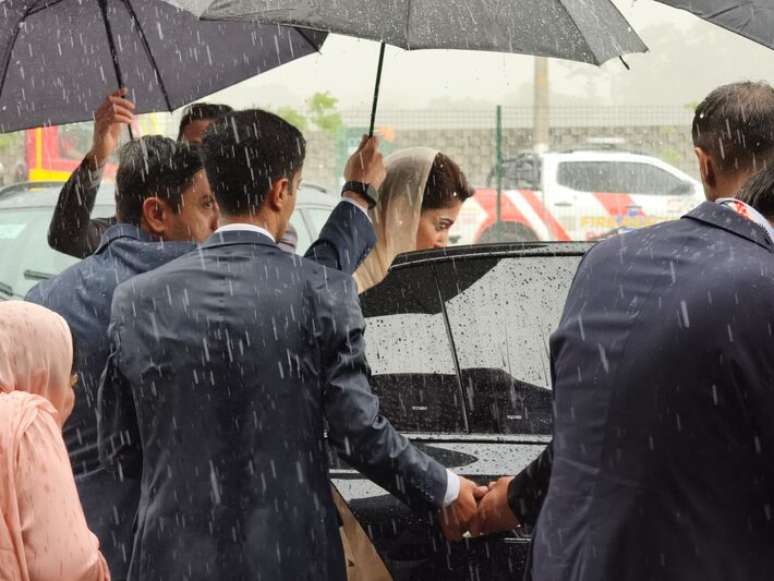 Maryam Nawaz e sua comitiva ficaram 'ilhados' por temporal na COP-30.