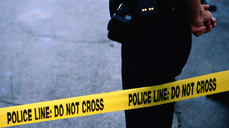 A pol&iacute;cia afirma que nem a mulher falecida nem o marido entraram na casa onde o crime ocorreu