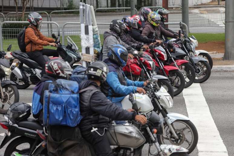 Prefeitura de São Paulo tentar barrar o serviço de mototáxi na capital.