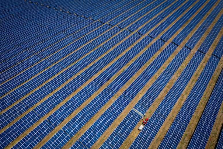 Brasil foi quarto maior mercado de energia solar do mundo em 2024, ficando apenas atrás da China, Estados Unidos e Índia
