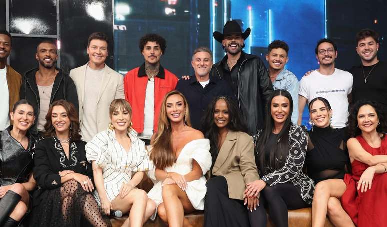 Globo sonda ex-'A Fazenda' e ex-'Dança dos Famosos 2025' para o 'BBB 26', mas esbarra em contrato.