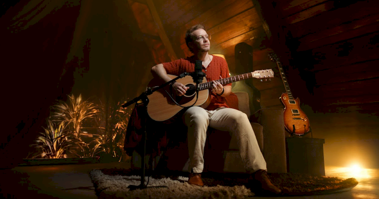 Com atmosfera intimista, BALARA lan&ccedil;a 'Sonhos' e d&aacute; sequ&ecirc;ncia ao projeto audiovisual 'Acusticamente'