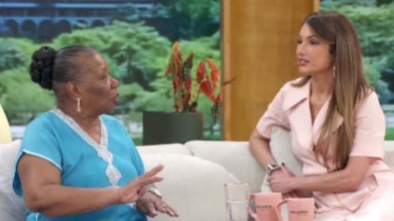 Neusa Borges e Patr&iacute;cia Poeta