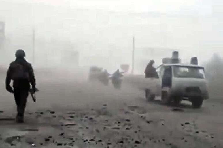 Russos aproveitaram-se de neblina para avan&ccedil;ar em Donetsk, na Ucr&acirc;nia