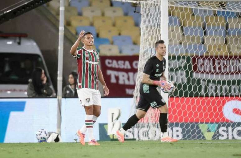 John Kennedy em a&ccedil;&atilde;o pelo Fluminense na temporada &ndash;