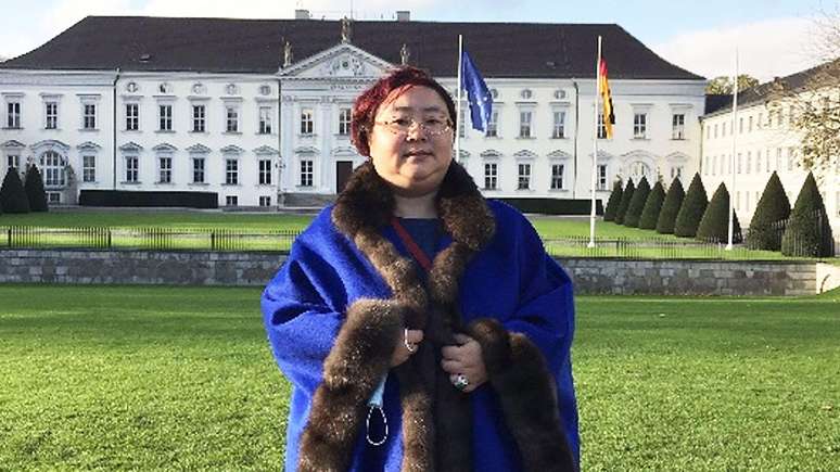 Qian Zhimin levava uma vida de luxo, com viagens e compras, antes de a pol&iacute;cia brit&acirc;nica descobrir seu estoque de criptomoedas