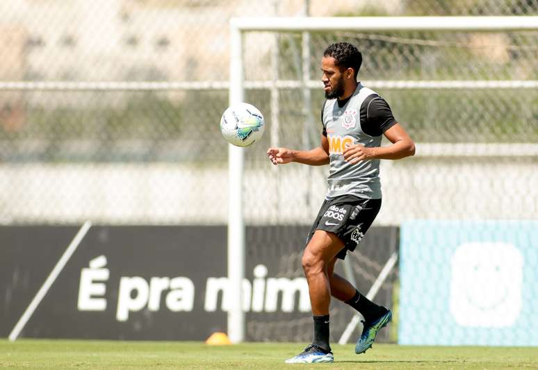Corinthians &eacute; condenado a pagar R$ 1 milh&atilde;o em processo trabalhista de Everaldo &ndash;