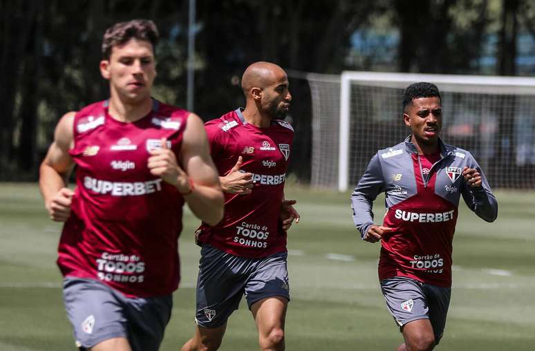 S&atilde;o Paulo muda programa&ccedil;&atilde;o e reduz folgas durante a Data-Fifa &ndash; Erico Leonan / S&atilde;o Paulo