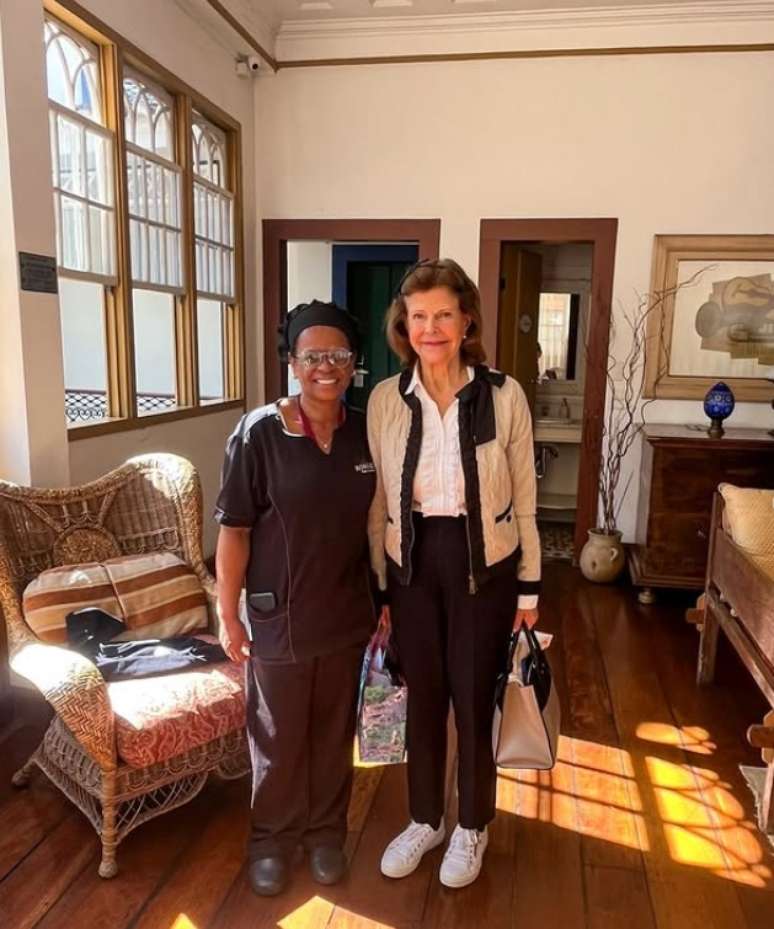 Alem&atilde; de nascimento, sueca por casamento e brasileira de cora&ccedil;&atilde;o: a consorte do rei se mostra acess&iacute;vel 