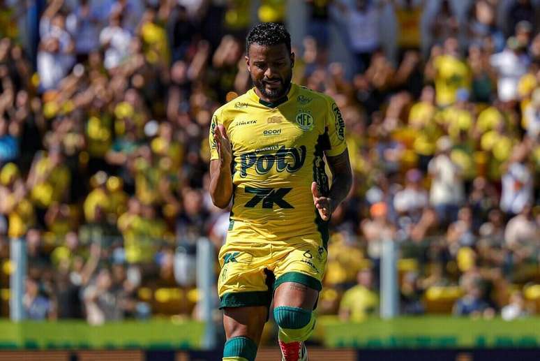 Reinaldo espera ter uma chance na Sele&ccedil;&atilde;o &ndash;