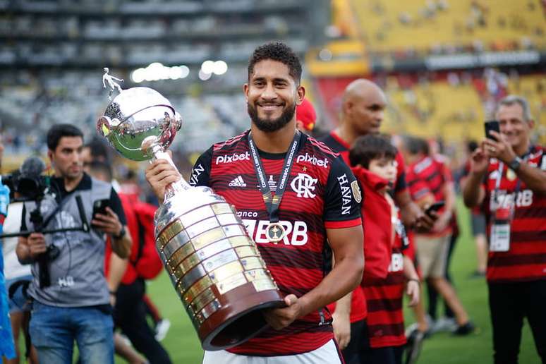Zagueiro Pablo conquistou a Libertadores pelo Flamengo em 2022 &ndash;