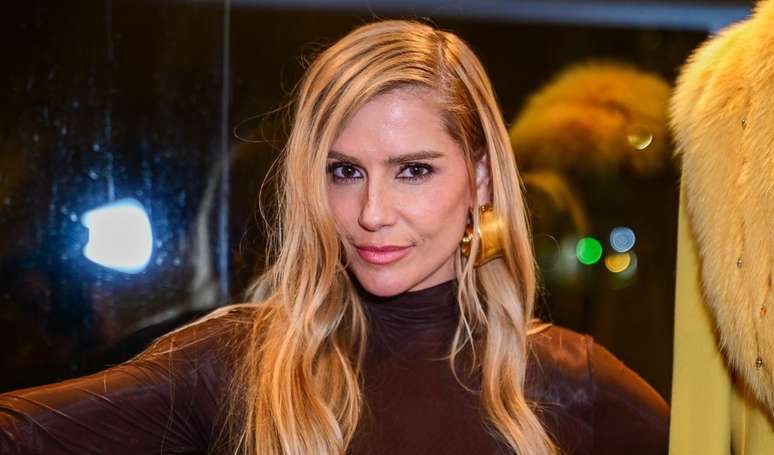 Pudim de Deborah Secco é melhor que o de padaria: atriz usa o brigadeiro para dar um gosto mais sofisticado.