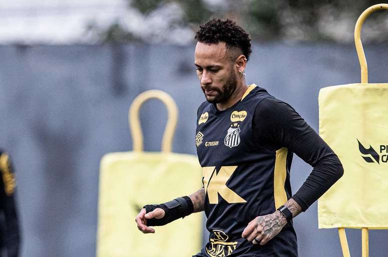 Neymar está em baixa no Santos –