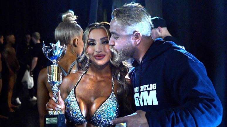 O marido de Roya, Kamal Jalaluddin, tamb&eacute;m &eacute; fisiculturista e um de seus maiores apoiadores