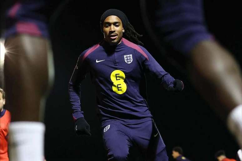 Atividade de prepara&ccedil;&atilde;o da Inglaterra antes da partida contra a S&eacute;rvia &ndash;