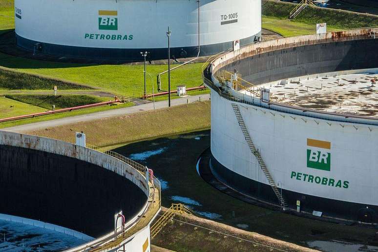 Onze executivos da Petrobras, maior petroleira do Brasil, estavam entre os convidados para &aacute;rea de negocia&ccedil;&otilde;es da COP30