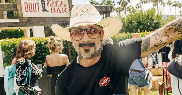 AJ McLean convida Taylor Swift para cantar com os Backstreet Boys